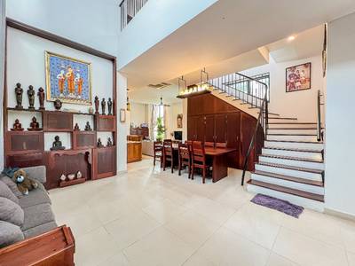 248 sqm Living Size Building For Sale in Sen Sok