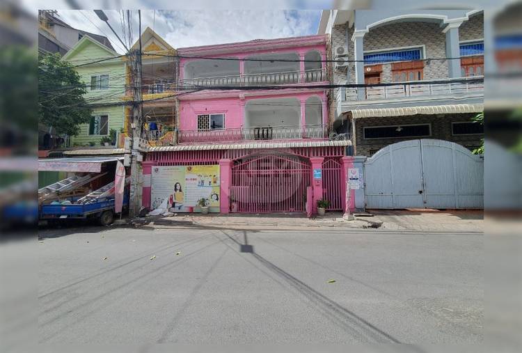 Здание Для Аренды in Tuek L'ak 3, Toul Kork, Phnom Penh