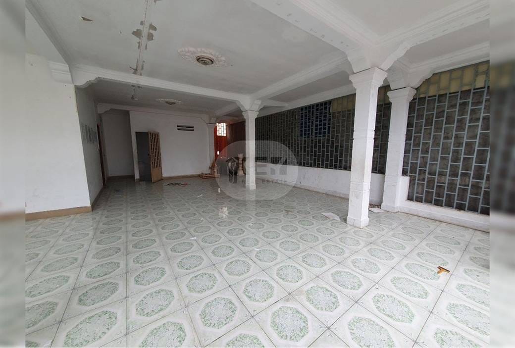 Tuek L'ak 3 Bâtiment À louer à Tuek L'ak 3
