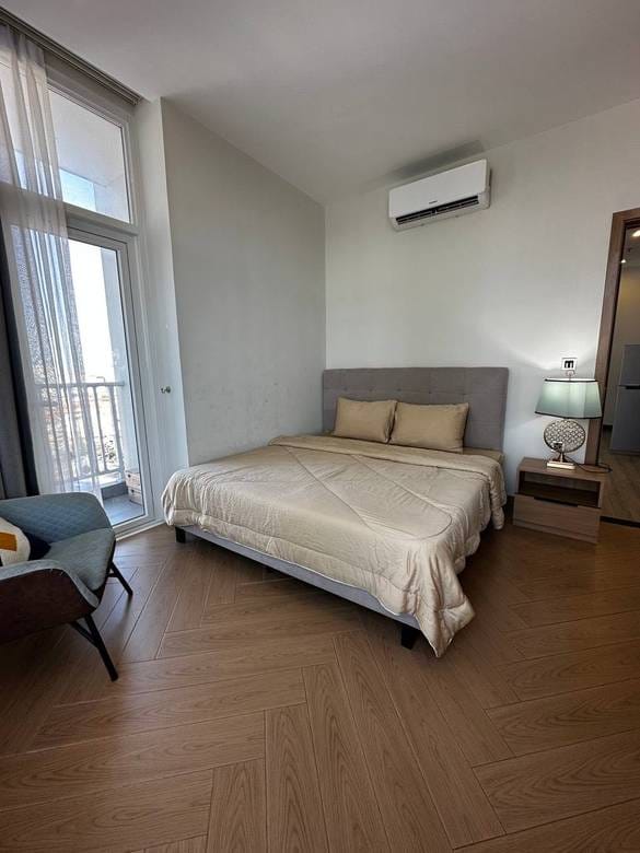 $750 Apartmán se službami