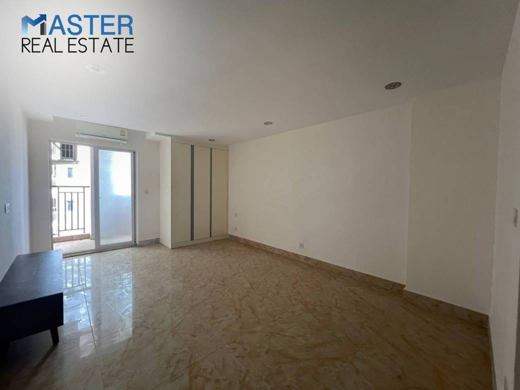 $200 Condo