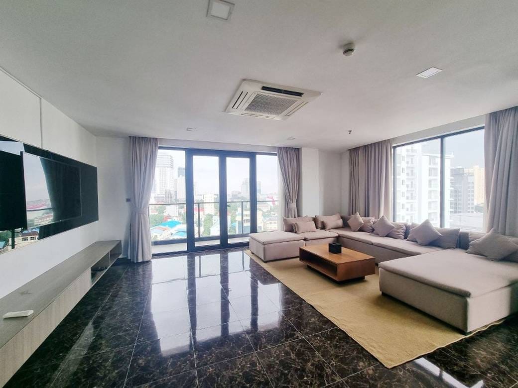 $3,650 Flat