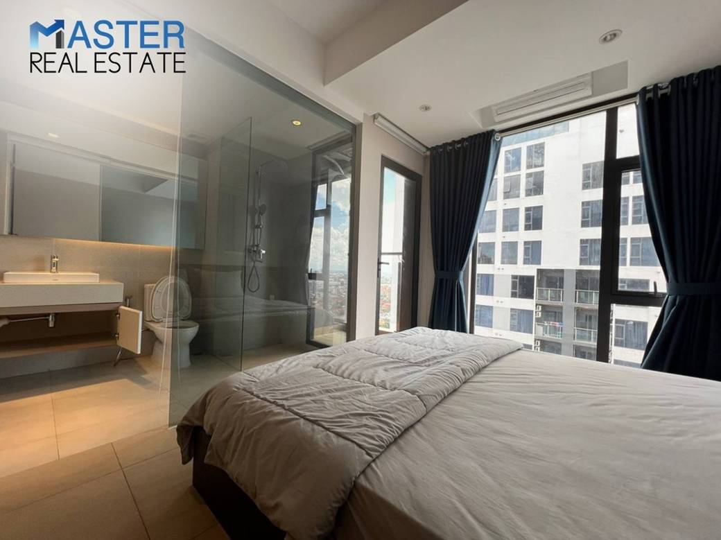 $400 Condo