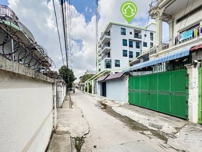 Building For Sale in Tuek Thla, Sen Sok, Phnom Penh