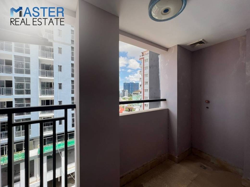 Condo For Rent with 1 Parking Space