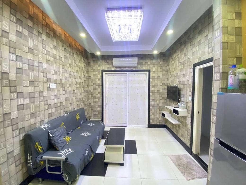 ផ្ទះល្វែង តម្លៃ $330