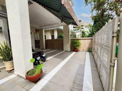 396 sqm Land Size Villa For Sale