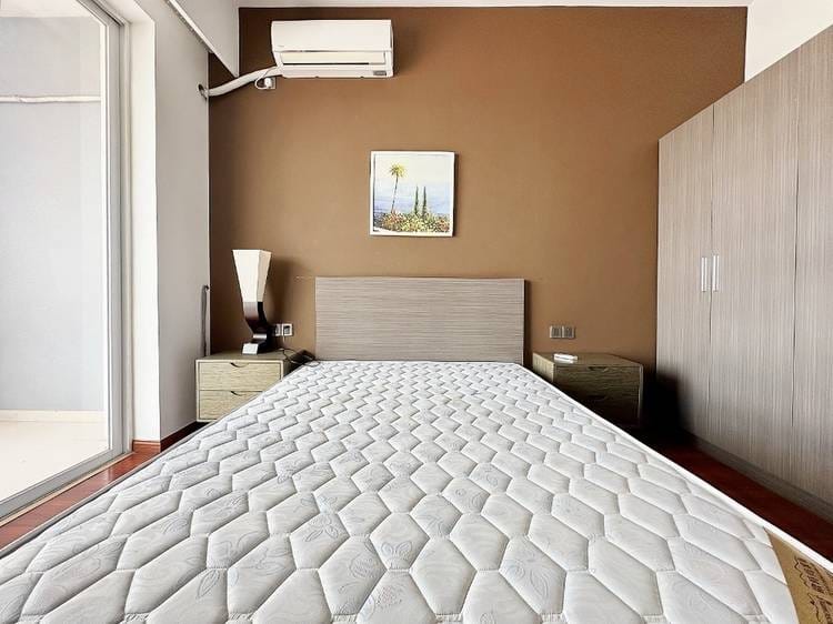 Condo For Rent in Boeng Reang, Daun Penh, Phnom Penh