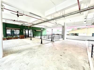 130 sqm Living Size Kanceláře K pronájmu in Boeng Keng Kang