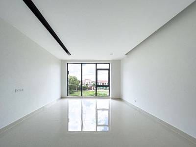 Dangkao店屋出售，价格$185,000