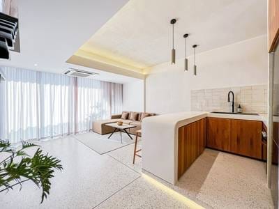 Condo For Rent in Chamkarmon $2,000