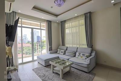 แฟลต ราคา $650