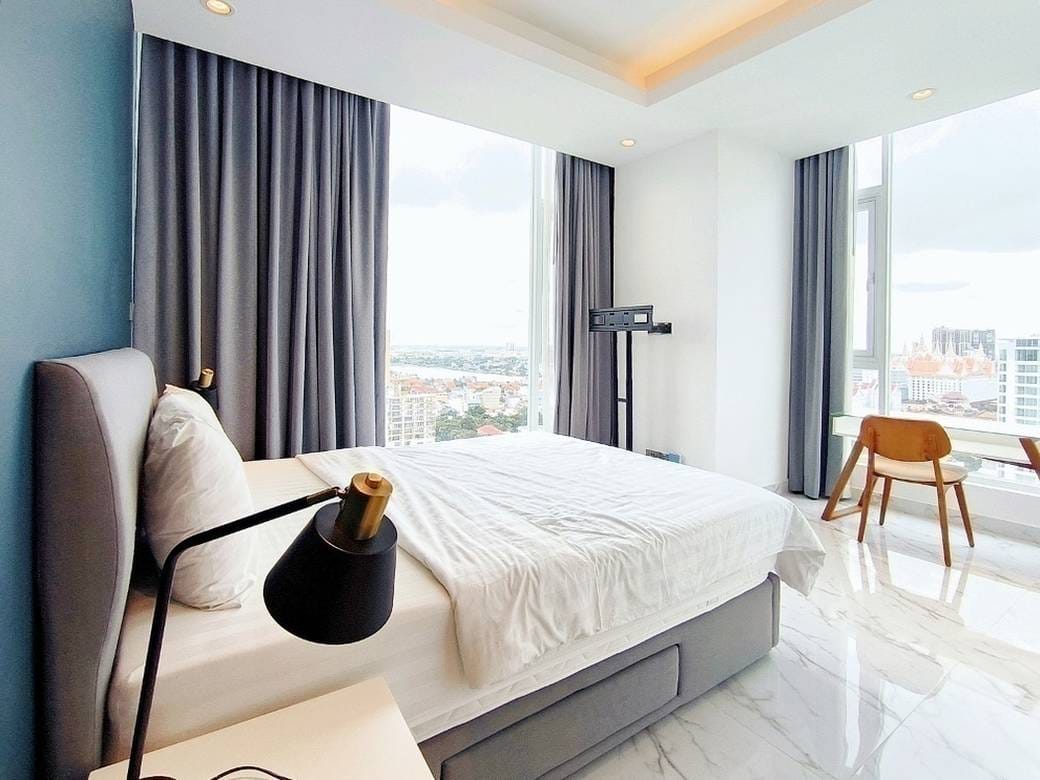 $1,600 Condo