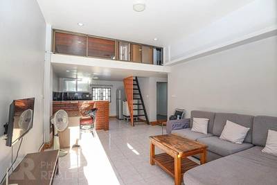 $250 Flat House