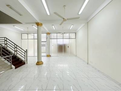 464 sqm Living Size Shophouse K pronájmu in Toul Kork