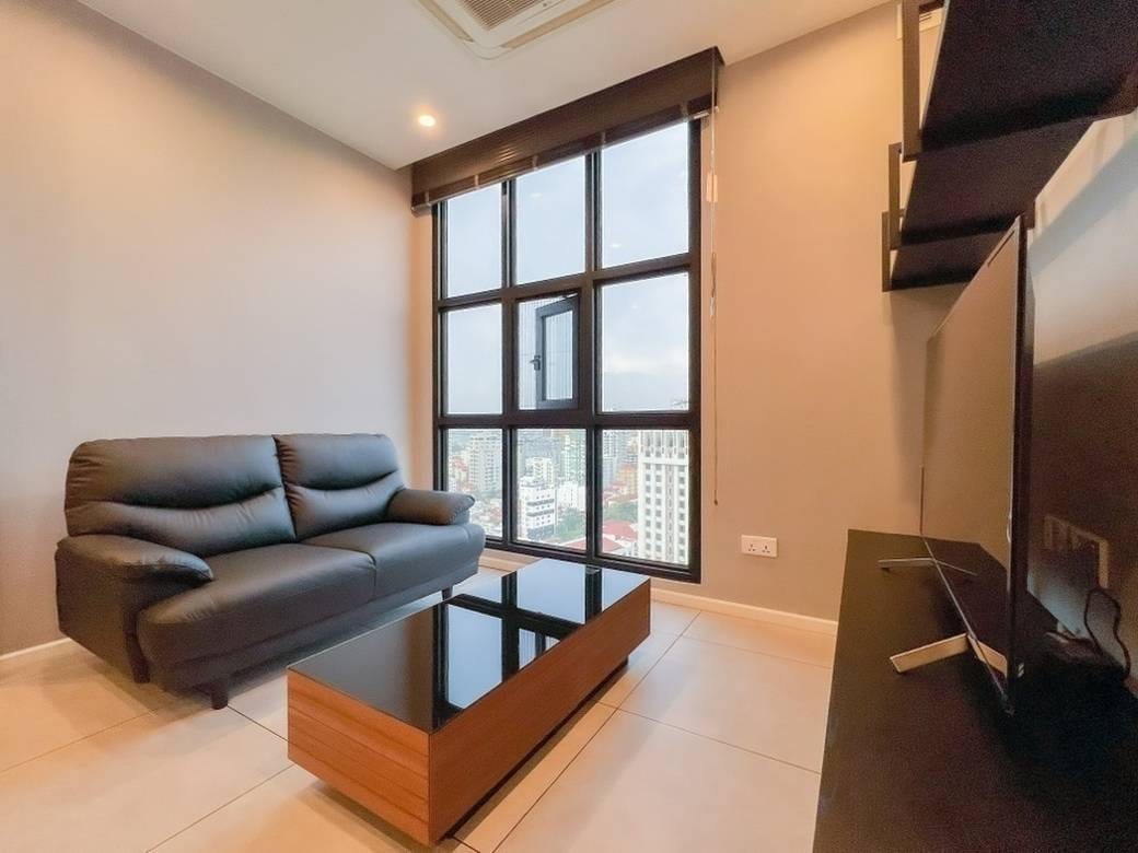 Boeng Keng Kang에 있는 콘도 For Sale & Rent $190,000