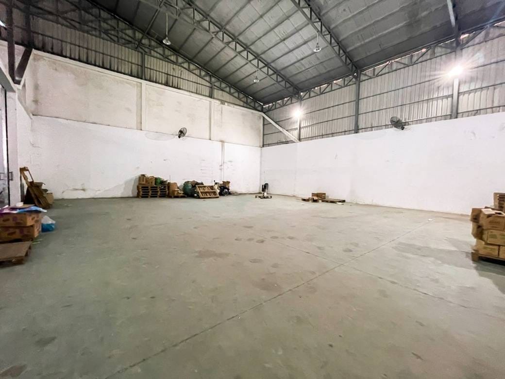 Russey Keo仓库出租，价格$3,500