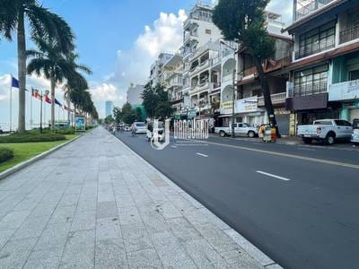 595 sqm Living Size Budova K pronájmu in Daun Penh