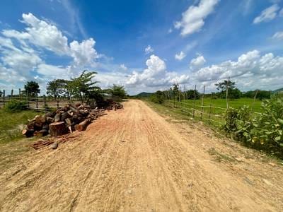 Pozemky Na prodej in Samraong Tong $38,400