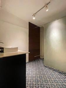 Daun Penh店屋出租，价格$550