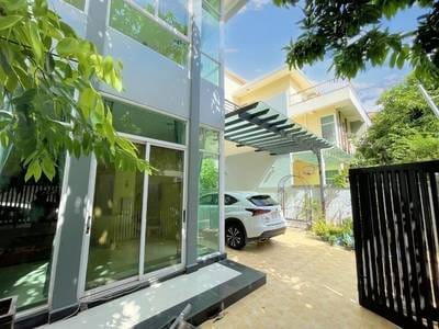 200 sqm Land Size Vila Na prodej