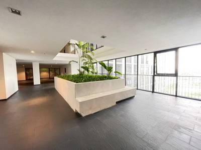 Urban Village Phase 1 | $670 のマンション