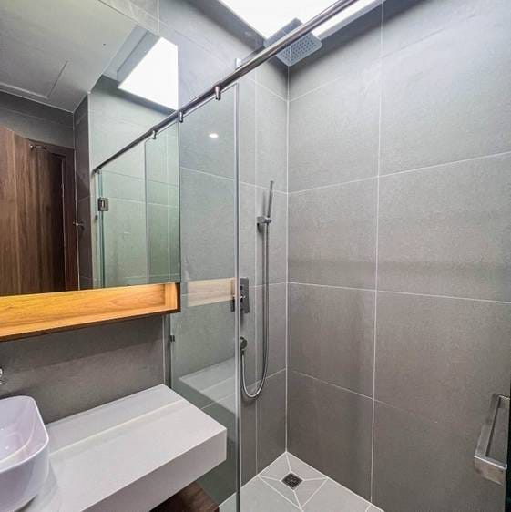 The Peninsula Private Residences | 2 Bedrooms Condo For Rent