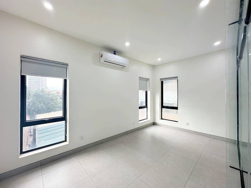 อาคารสำนักงาน สำหรับเช่า ใน บึงกัก 1, ตuolโกก, พนมเปญ