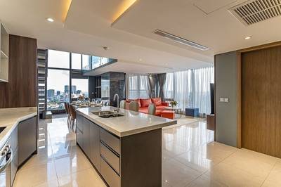 226.8 sqm Living Size Penthouse For Sale in Chamkarmon