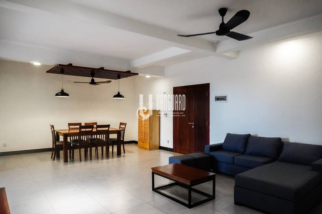 Appartement À louer de 90 m² habitables à Chamkarmon