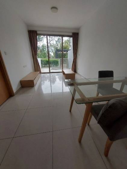Condo Na wynajem z 1 miejscem parkingowym