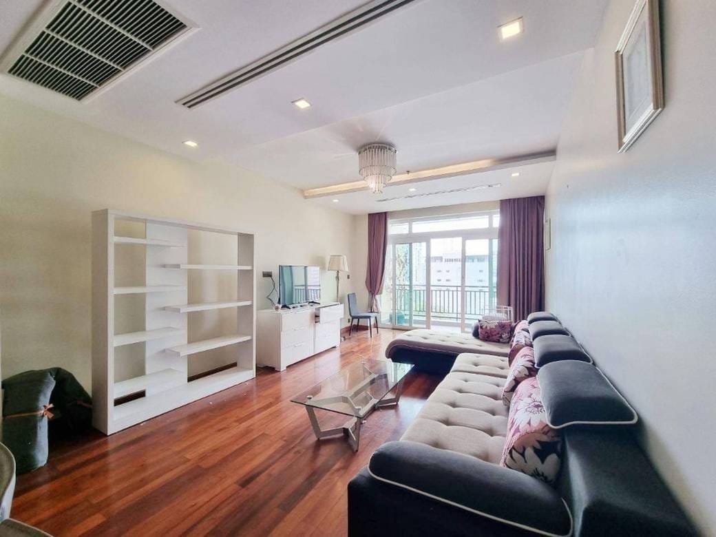 Appartement À louer de 127 m² habitables à Boeng Keng Kang