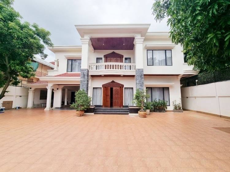 Villa À louer à Boeung Kak 1, Toul Kork, Phnom Penh