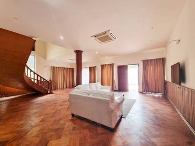 Boeung Kak 1 Villa For Rent in Boeung Kak 1