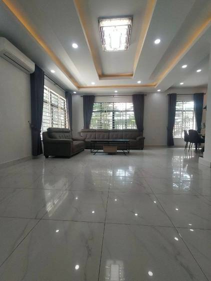 Villa For Rent with 2 Parking Space