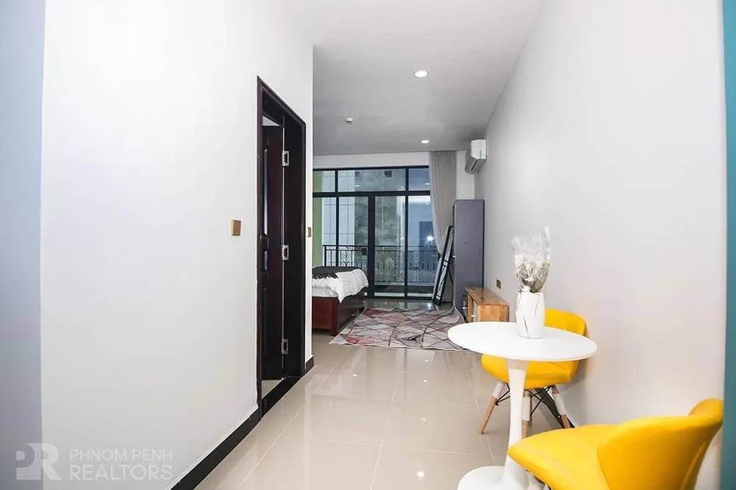 Condo For Rent in Boeung Prolit, 7 Makara, Phnom Penh