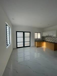$110,000 Vila