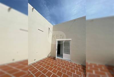 $3,900 Shophouse