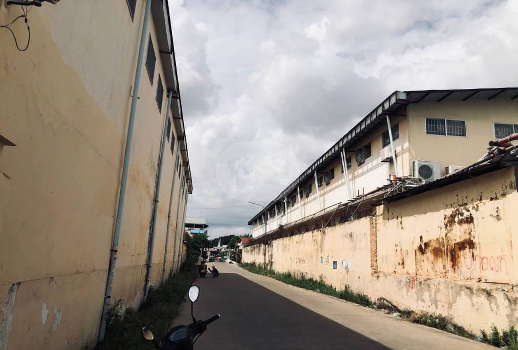 Sklad K pronájmu in Preaek Lieb, Chroy Changvar, Phnom Penh