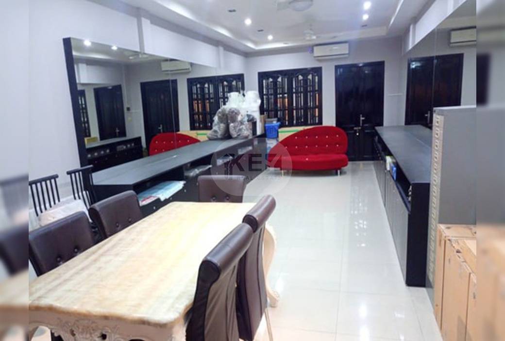 店屋出售，位于Tuek Thla屯, 森速区, 金边