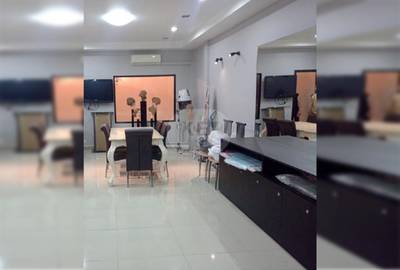 Sen Sok店屋出售，价格$298,000