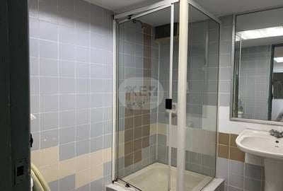 Bureaux À louer de 60 m² de terrain