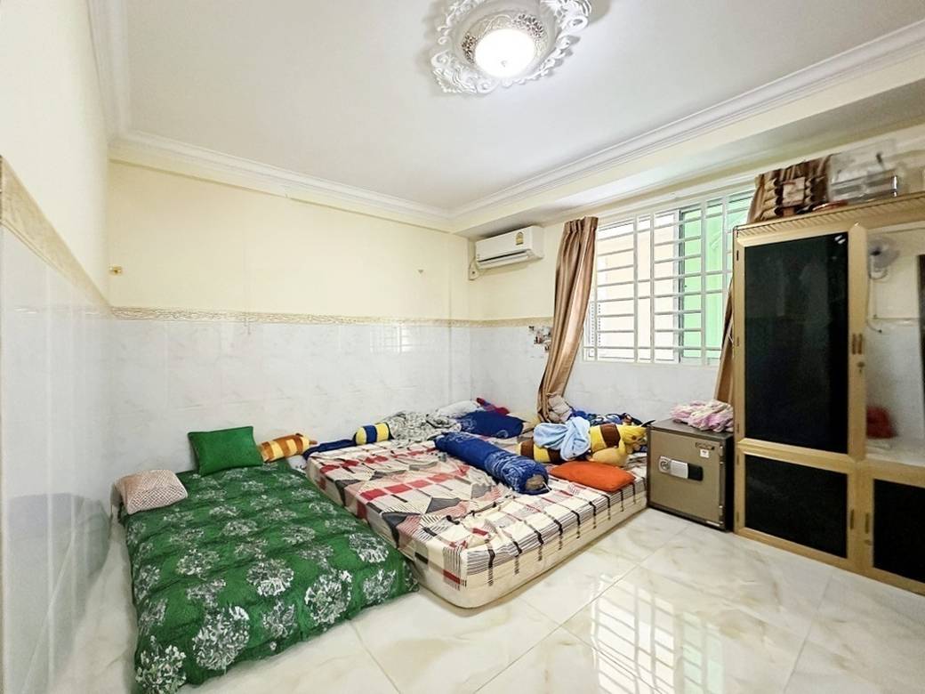 Chbar Ampov排屋出售，价格$69,900