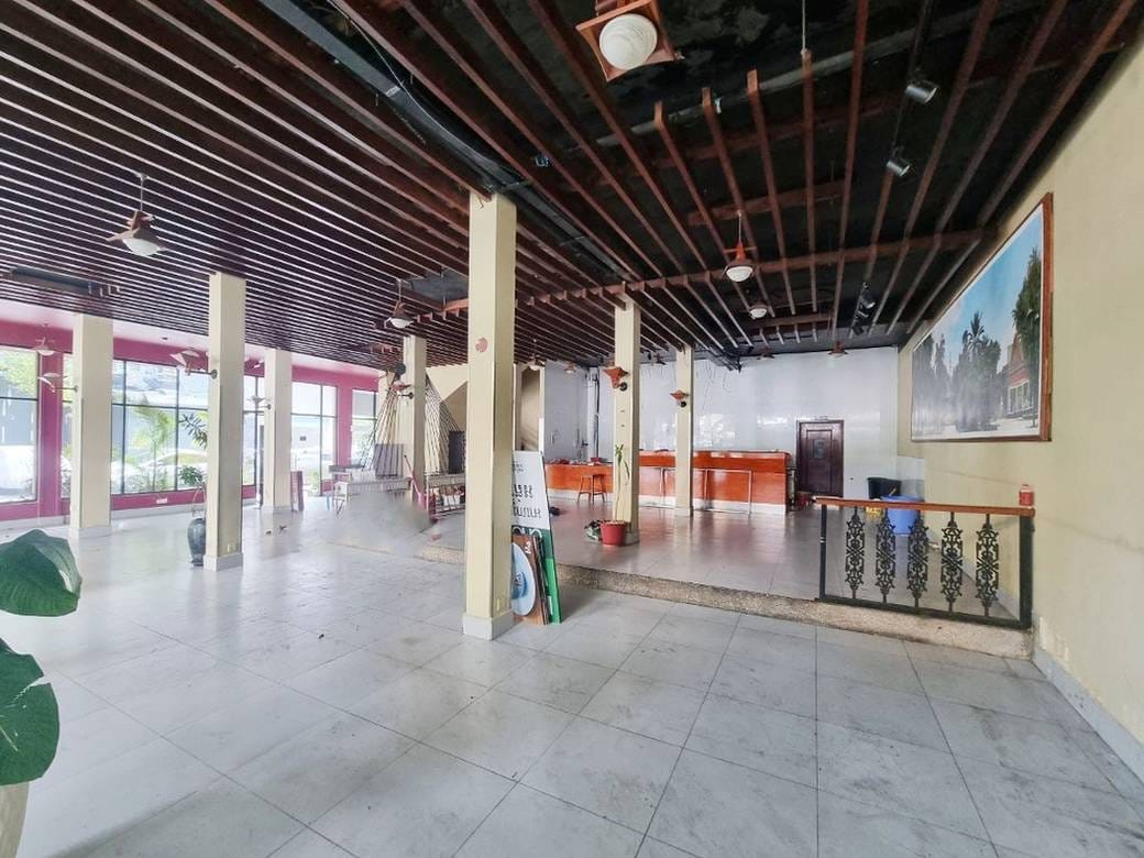 396 sqm Land Size Budova K pronájmu