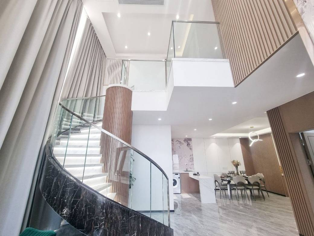 $582,945 Condo