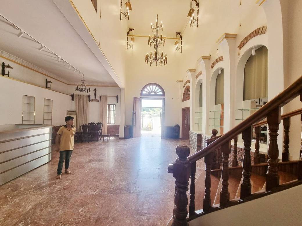 765 sqm Living Size Villa For Rent in Boeng Keng Kang