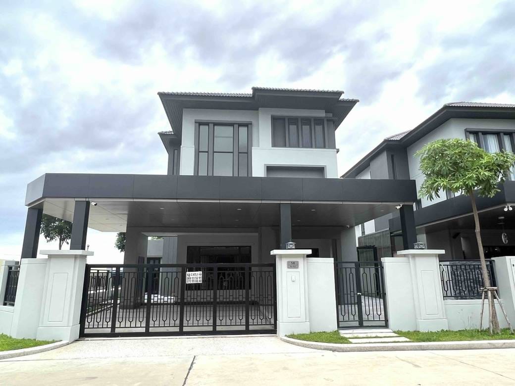 Villa For Sale & Rent de 345 m² de terrain