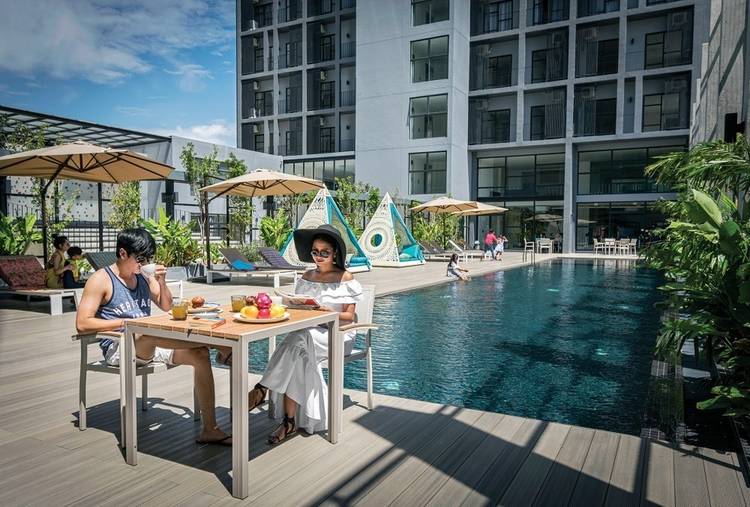 2 bedrooms for SALE in Urban loft condominium near AEON 2