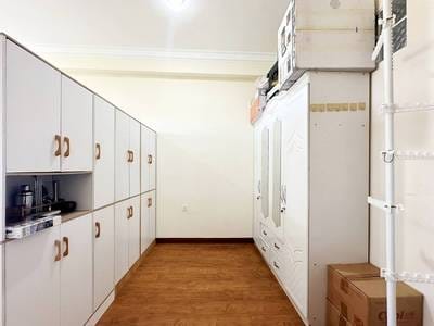 Furnished Condo For Sale