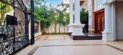 Borey Peng Huoth : The Star Platinum Paradigm | 684-864 sqm Living Size Vila K pronájmu in Chbar Ampov